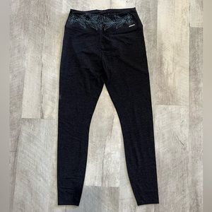 Dark Grey Life is Good leggings- great condition!